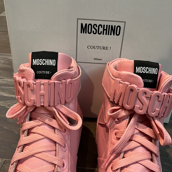 Women’s high top moschino sneaker - Picture 3 of 16